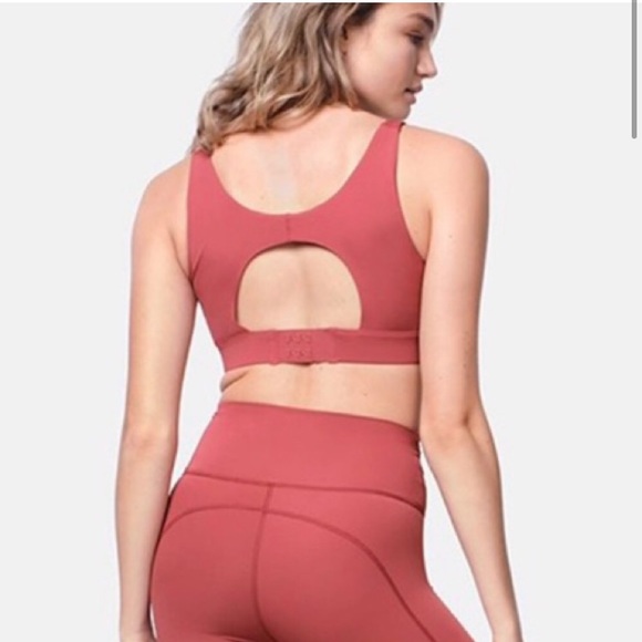 Outdoor Voices Lightform Circle Back Bra in Earth Red (S) - Picture 2 of 10